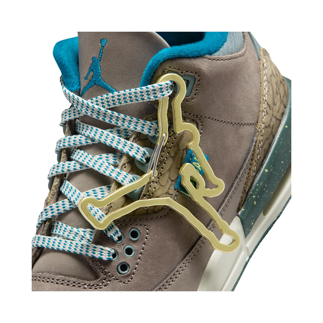 AIR JORDAN 3 RETRO GS OLIVE GREY - Image 4