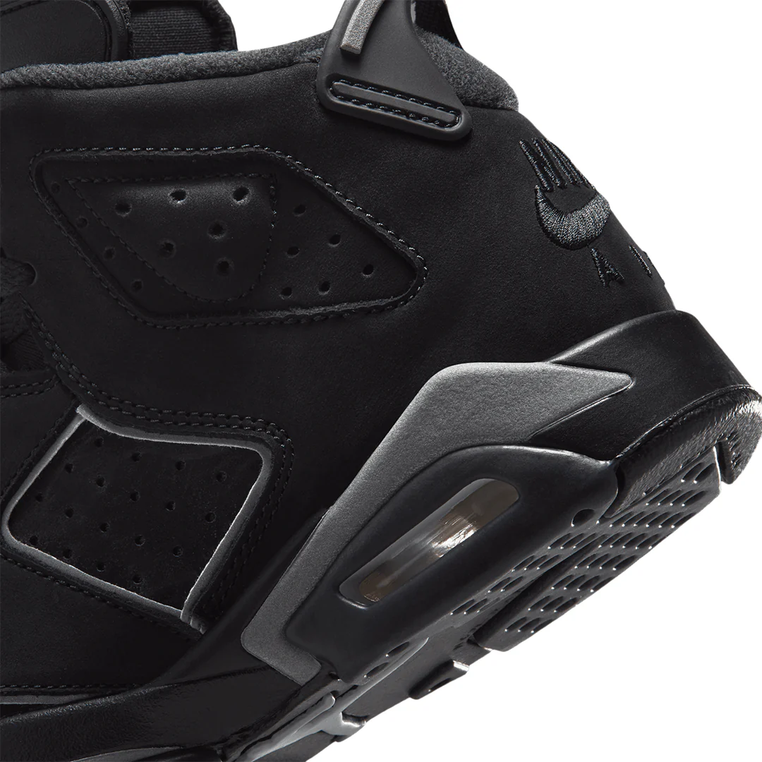 AIR JORDAN 6 RETRO (GS) BLACK/REFLECTIVE SILVER "CAP AND GOWN" - Image 6