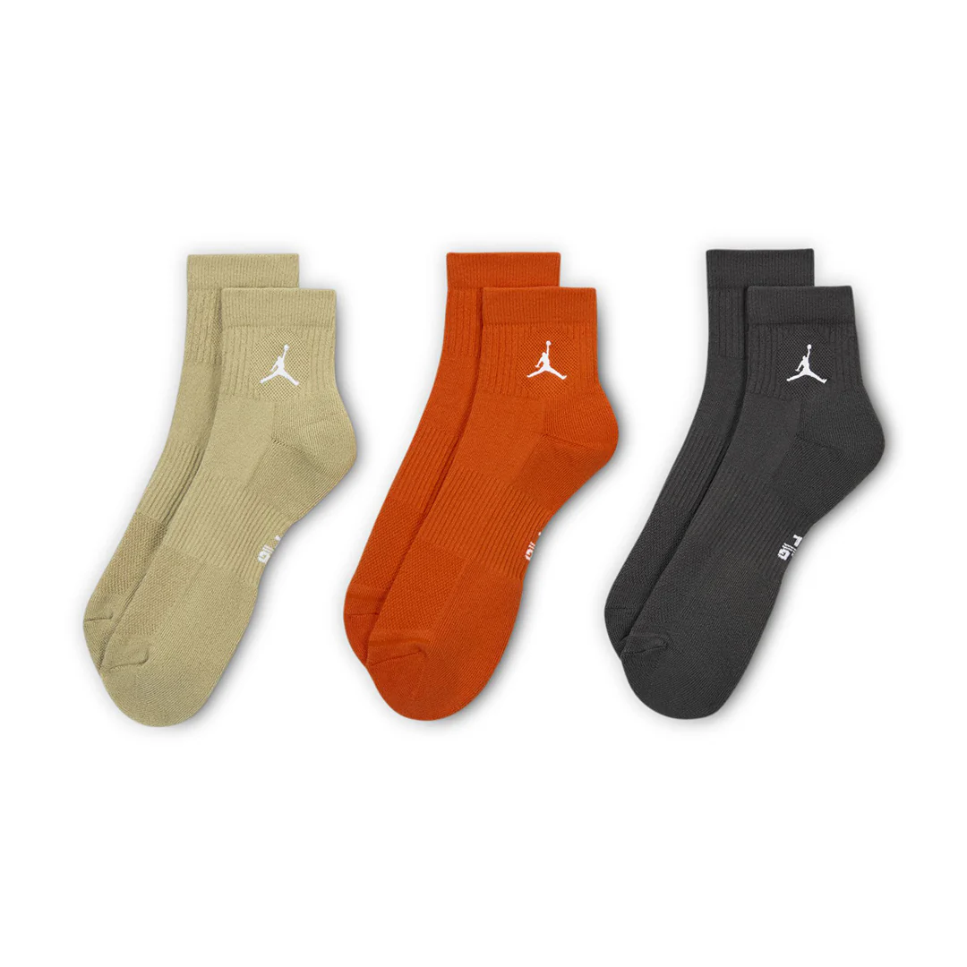 EVERYDAY ANKLE SOCKS (3 PAIRS) - Image 2