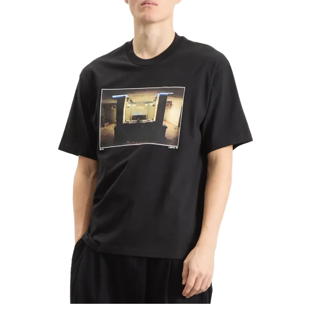 LIGHTS ON PHOTO T-SHIRT BLACK - Image 2