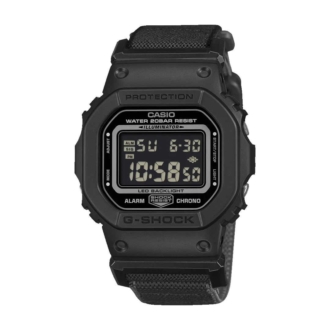 MONOCHROMATIC DIGITAL BLACK WATCH