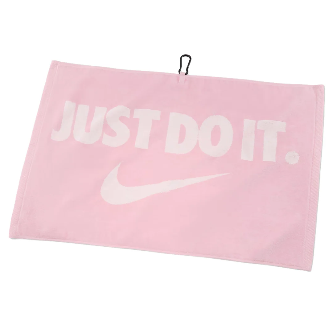 PERFORMANCE GOLF TOWELS