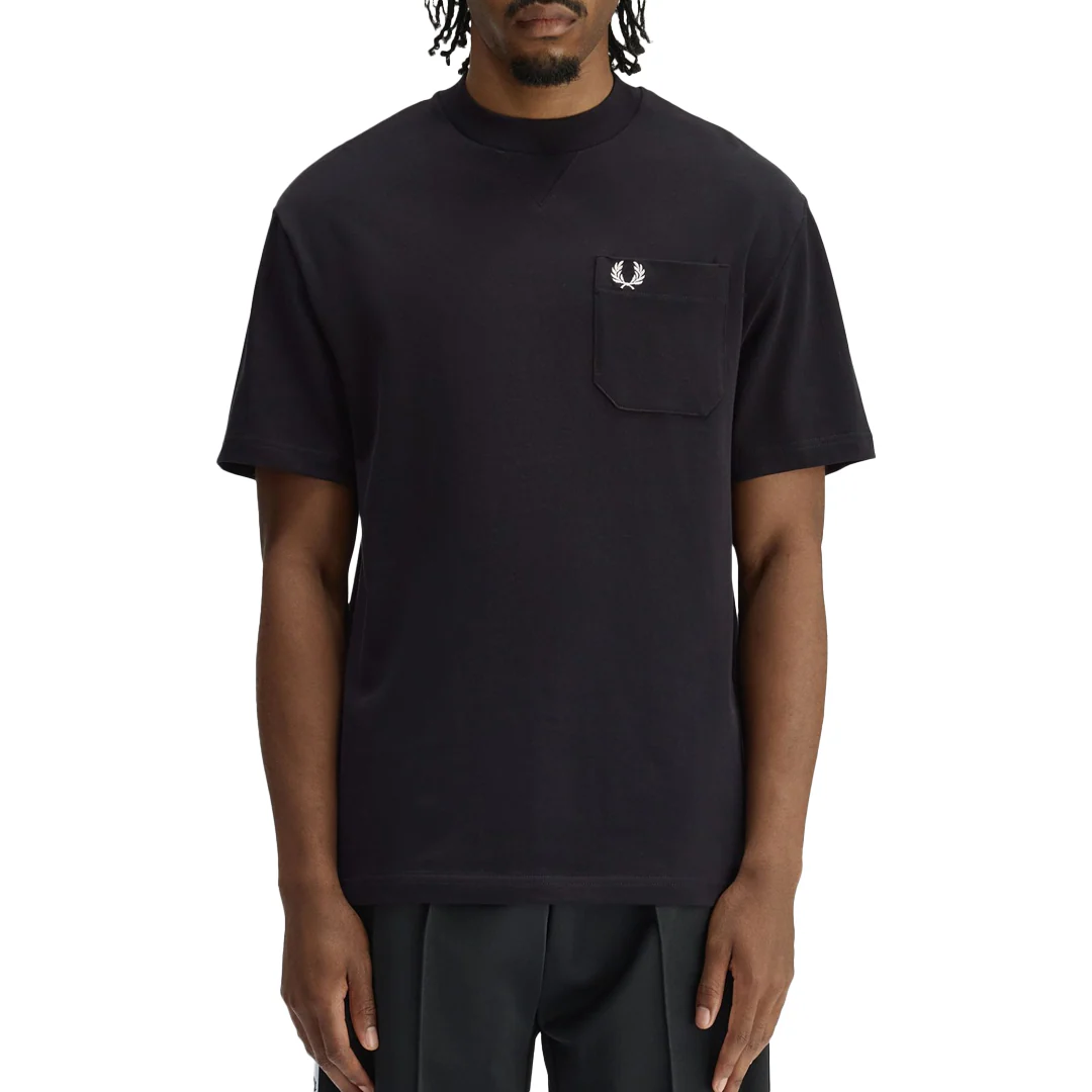 POCKET DETAIL T-SHIRT BLACK